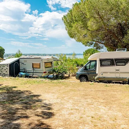 Pitches Κάμπινγκ *